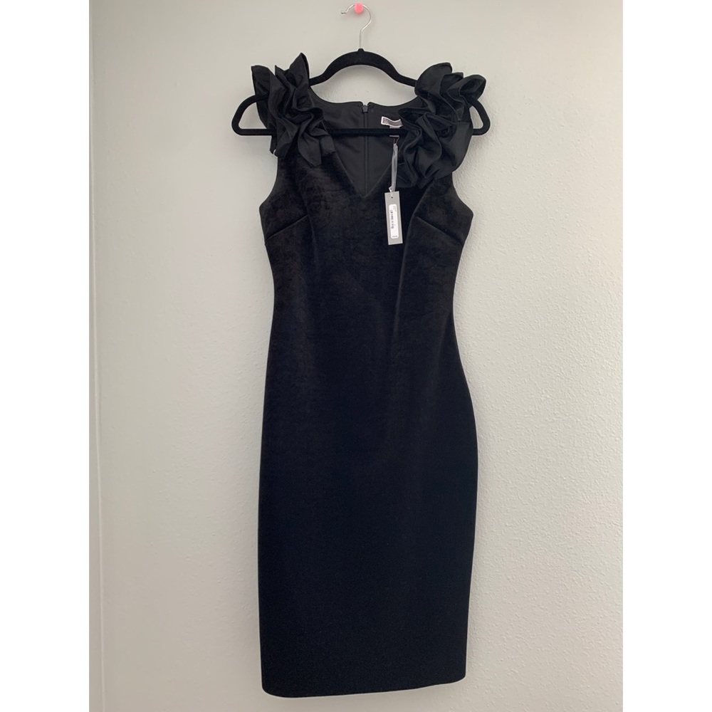 NWT CHELSEA28  Ruffle Velvet Sheath Dress